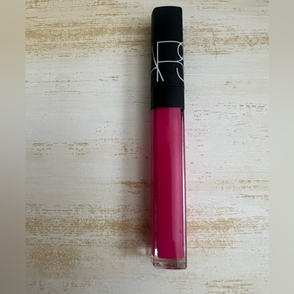NARS liquid lipstick PRISCILLA BRAND NEW WITHOUT BOX